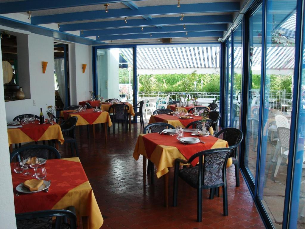 Hotel Beausejour Chaudes-Aigues Bagian luar foto